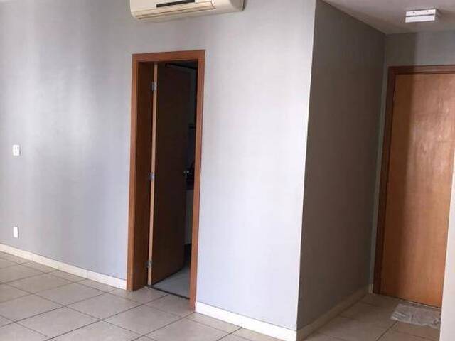 Apartamento para Locação em Manaus - 2