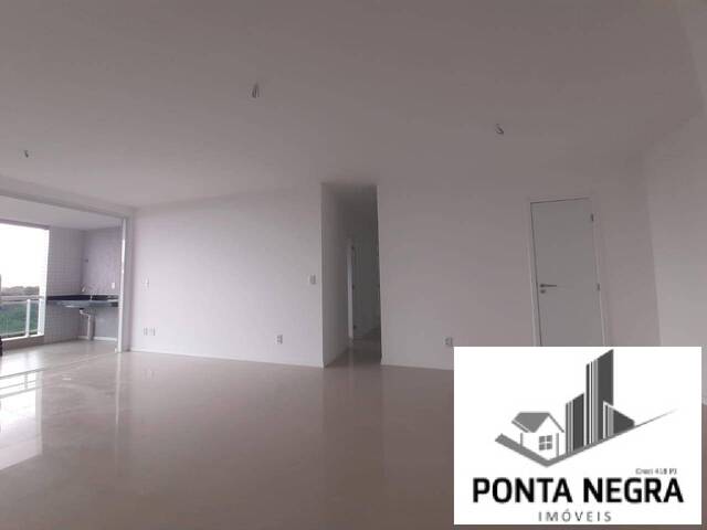 Apartamento para Venda em Manaus - 3