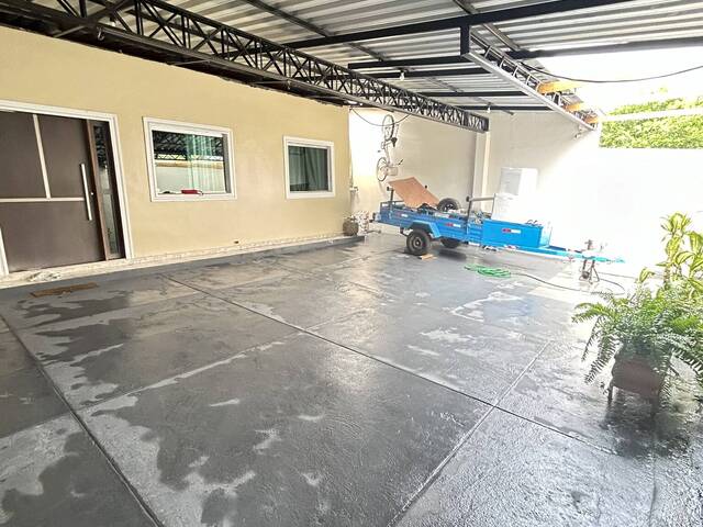 #4299 - Casa para Venda em Manaus - AM - 1