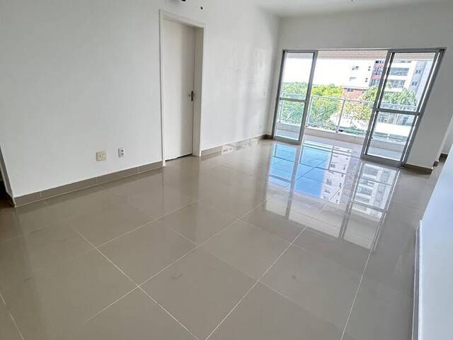 #4409 - Apartamento para Venda em Manaus - AM