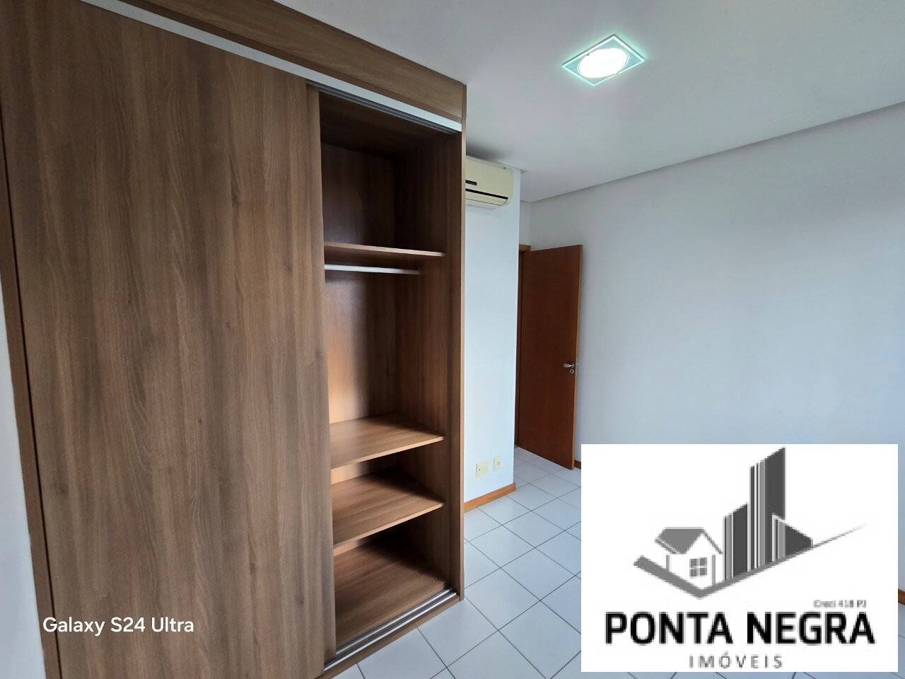 Apartamento à venda e aluguel com 3 quartos, 96m² - Foto 9