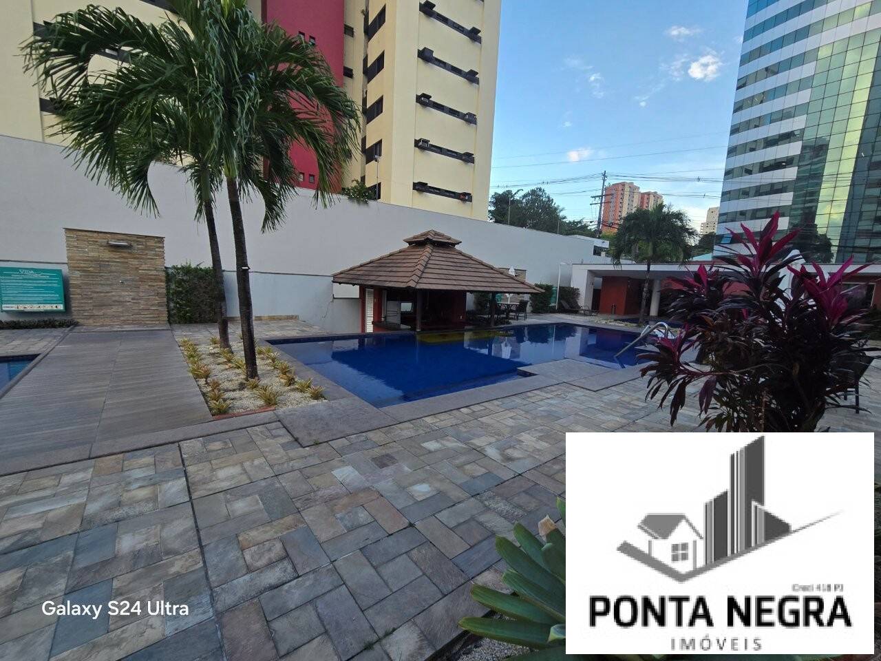 Apartamento à venda e aluguel com 3 quartos, 96m² - Foto 13
