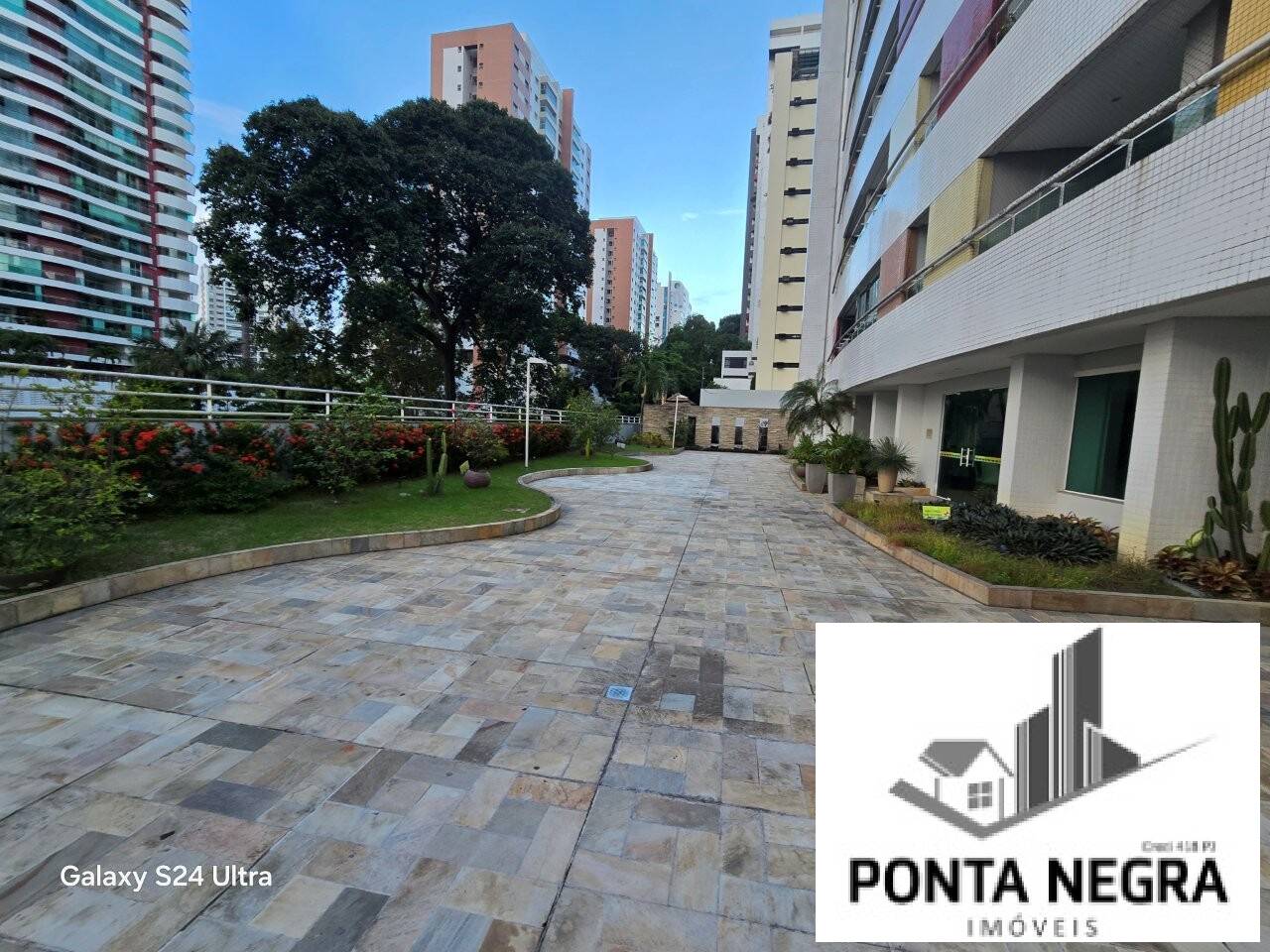 Apartamento à venda e aluguel com 3 quartos, 96m² - Foto 14
