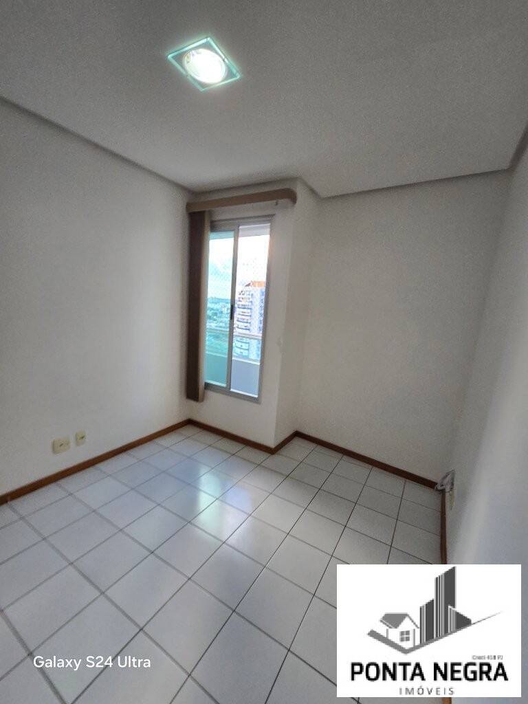 Apartamento à venda e aluguel com 3 quartos, 96m² - Foto 17