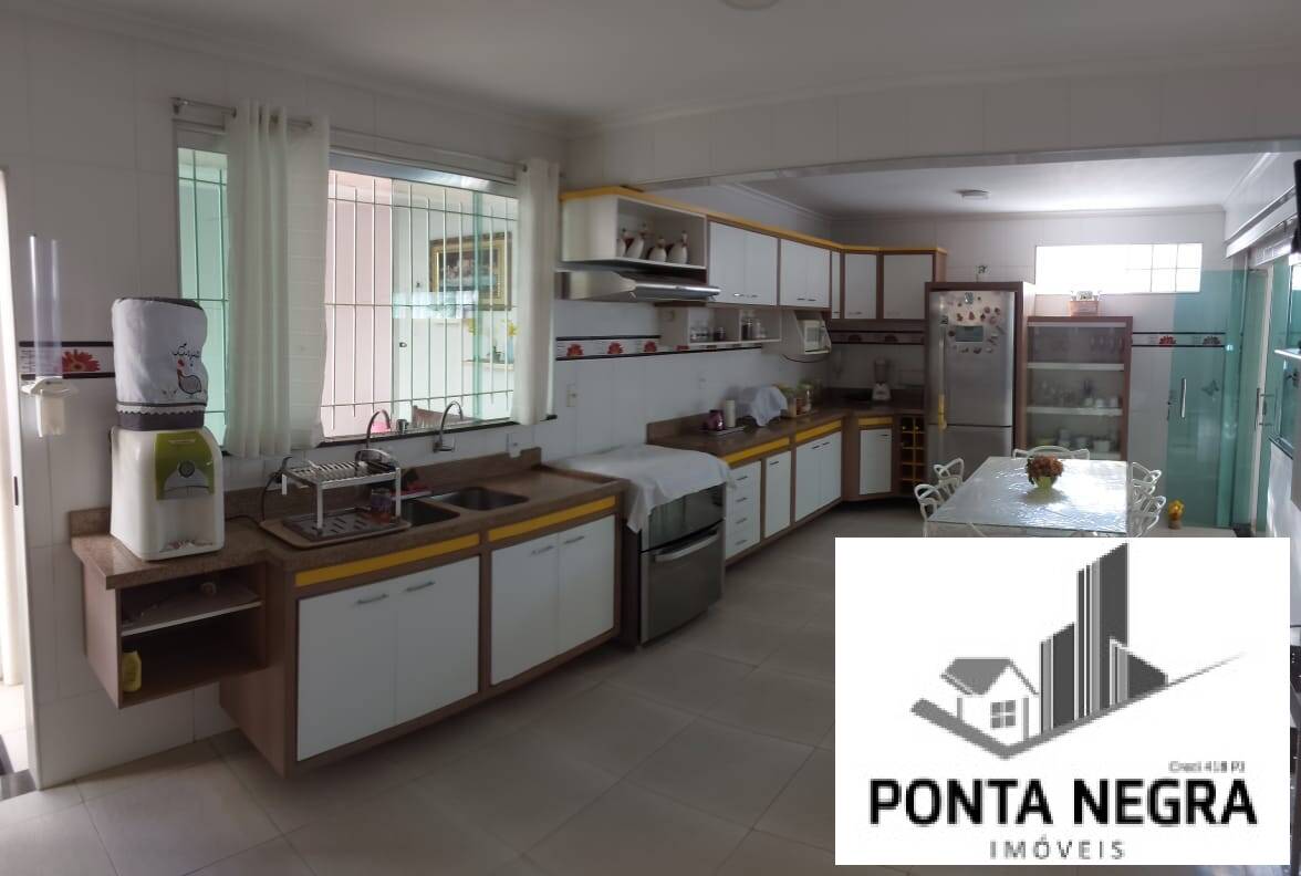 Casa à venda com 3 quartos, 449m² - Foto 5