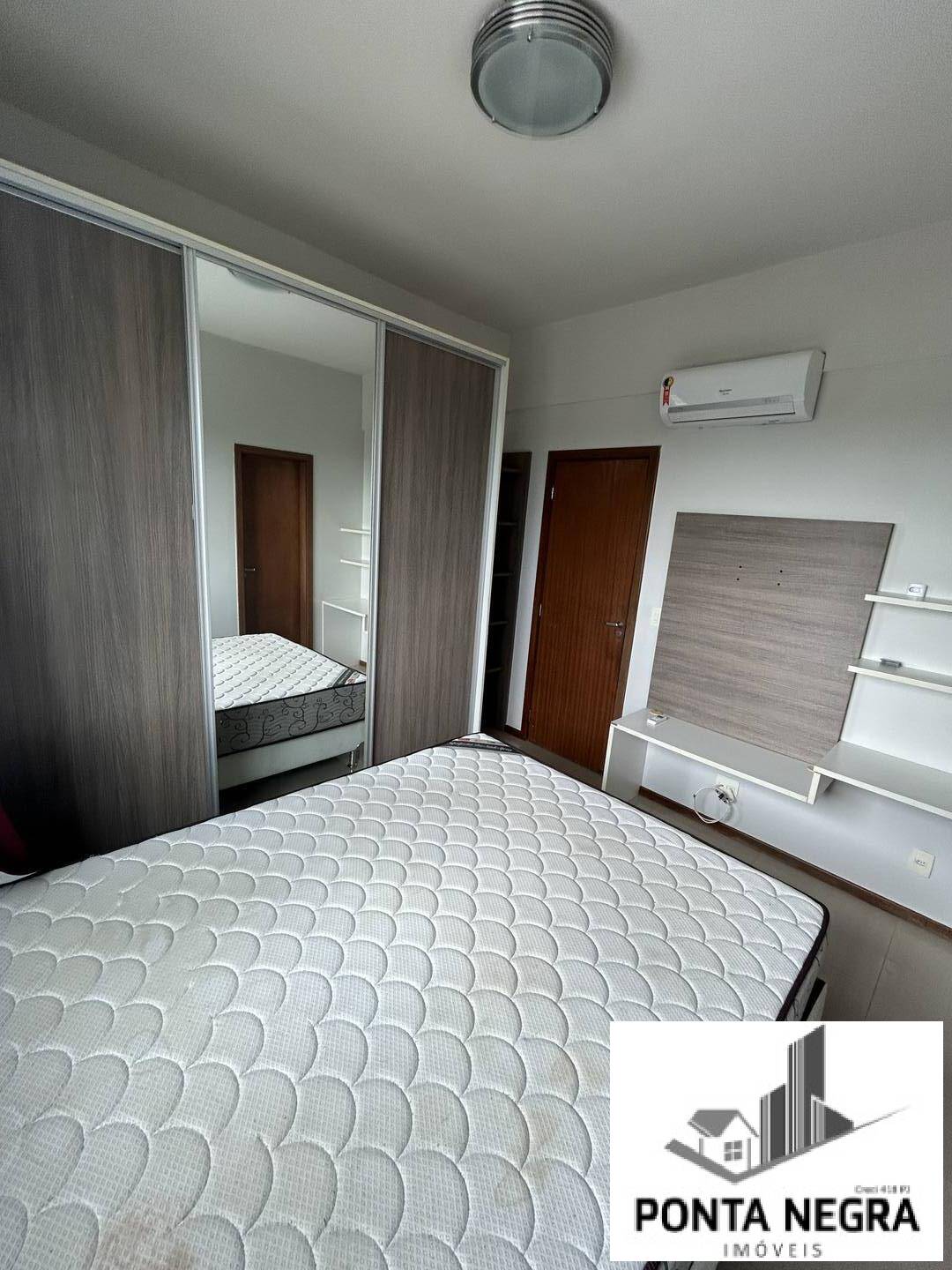Apartamento para alugar com 2 quartos, 70m² - Foto 14
