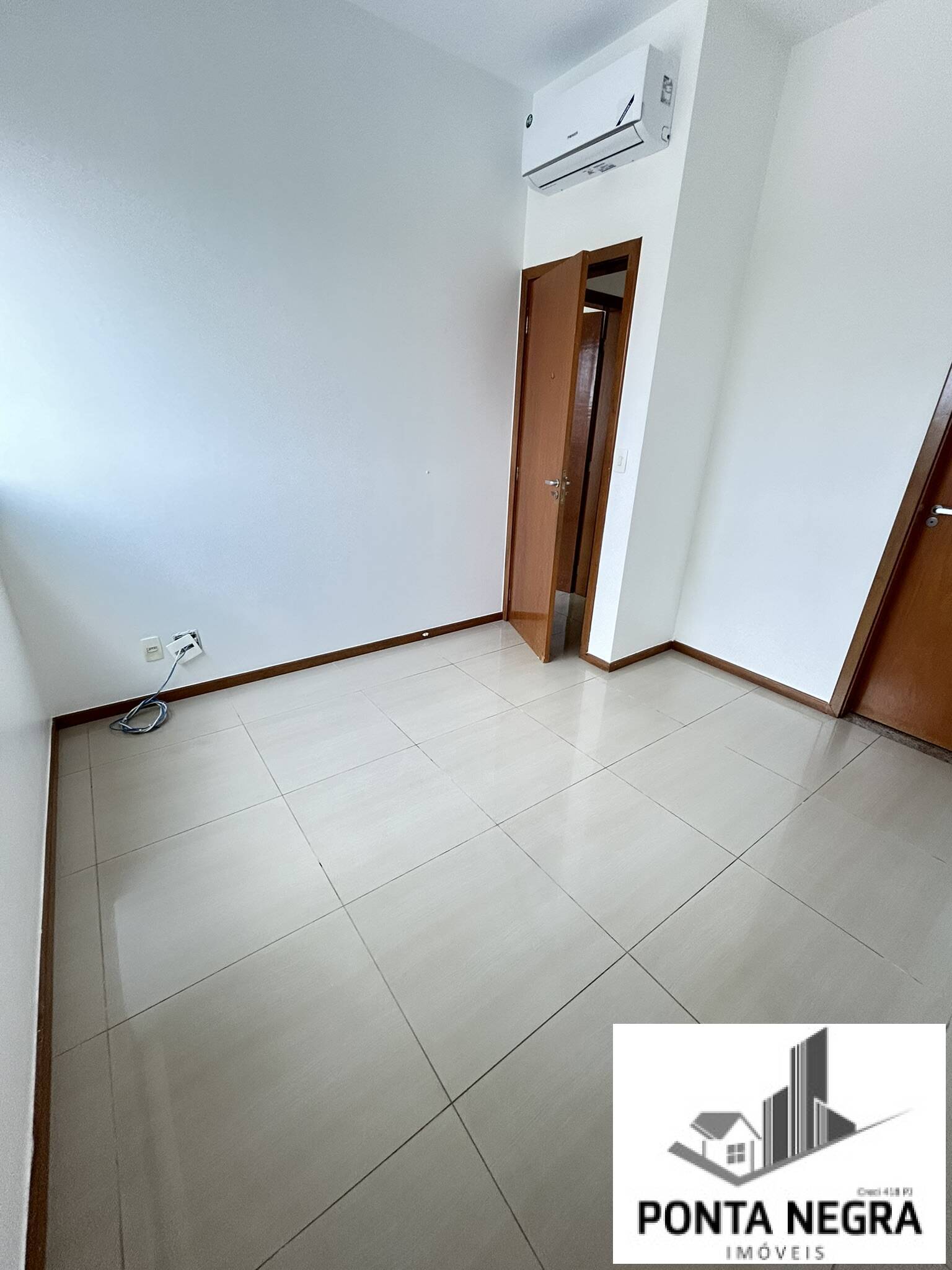 Apartamento para alugar com 3 quartos, 94m² - Foto 18