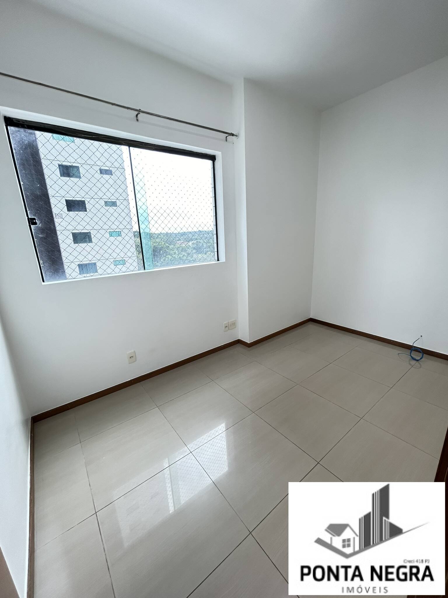 Apartamento para alugar com 3 quartos, 94m² - Foto 11