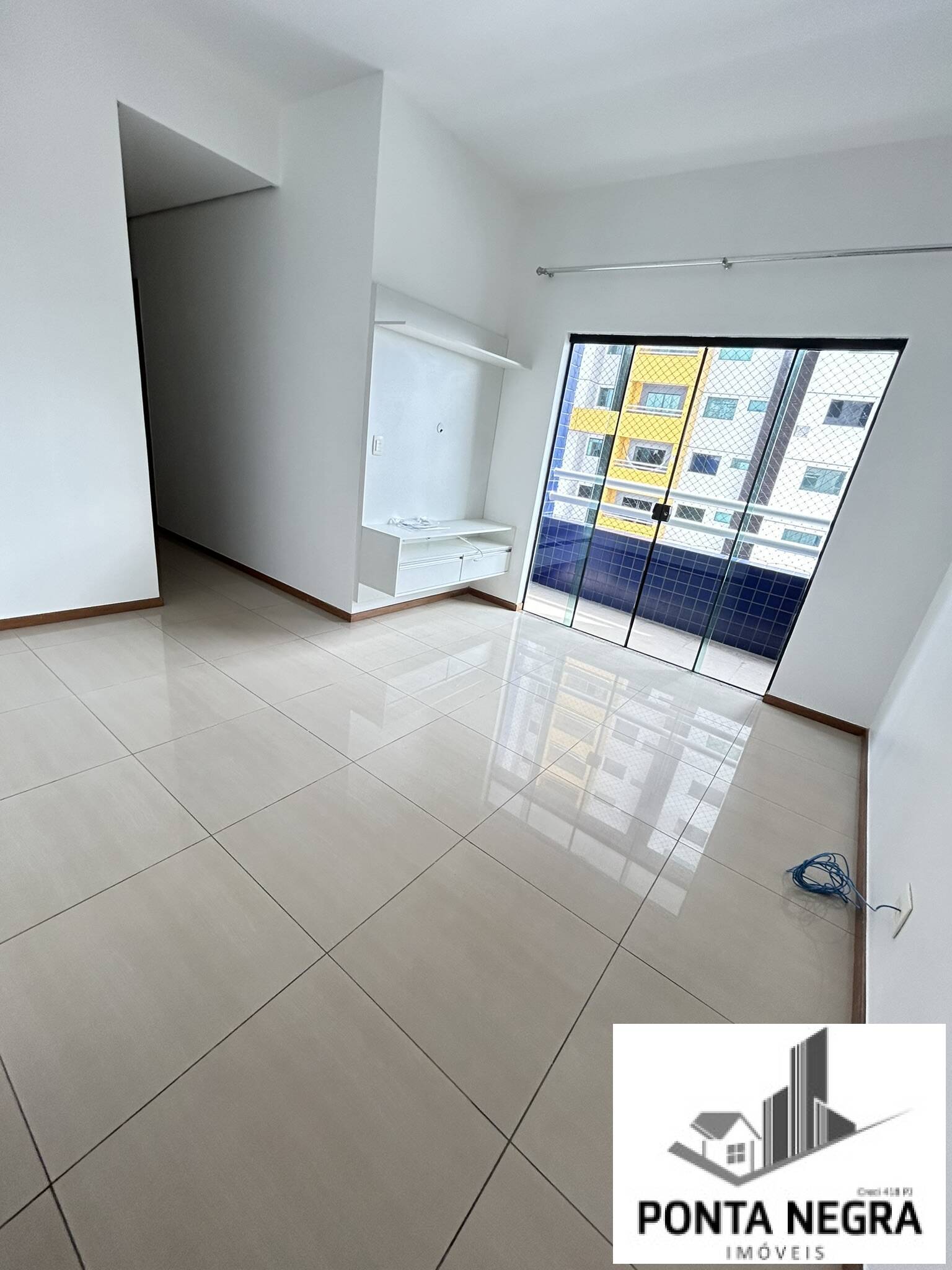 Apartamento para alugar com 3 quartos, 94m² - Foto 1