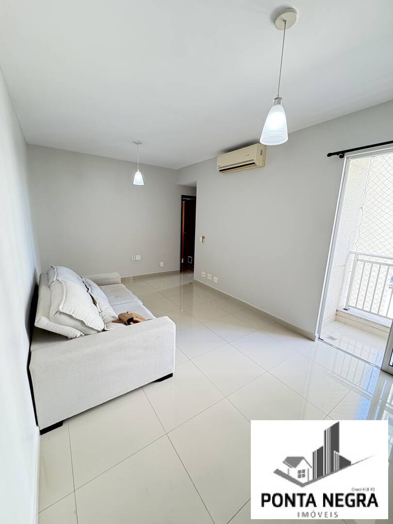 Apartamento para alugar com 2 quartos, 67m² - Foto 2