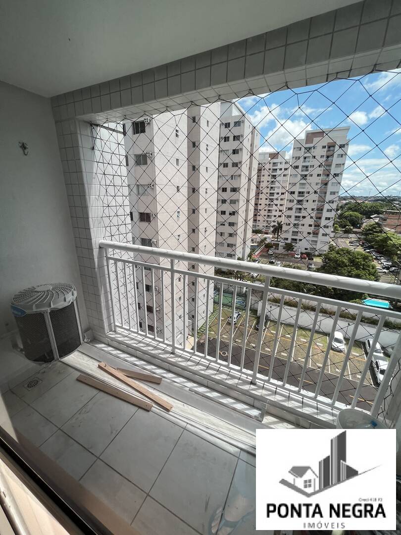 Apartamento à venda com 2 quartos, 64m² - Foto 4