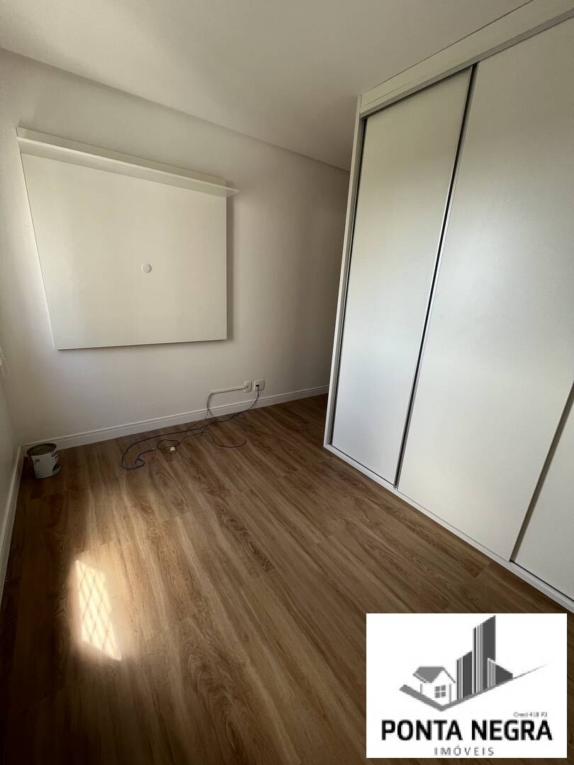 Apartamento à venda com 2 quartos, 64m² - Foto 9