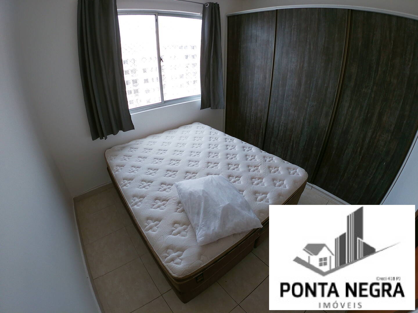 Apartamento para alugar com 3 quartos, 82m² - Foto 12