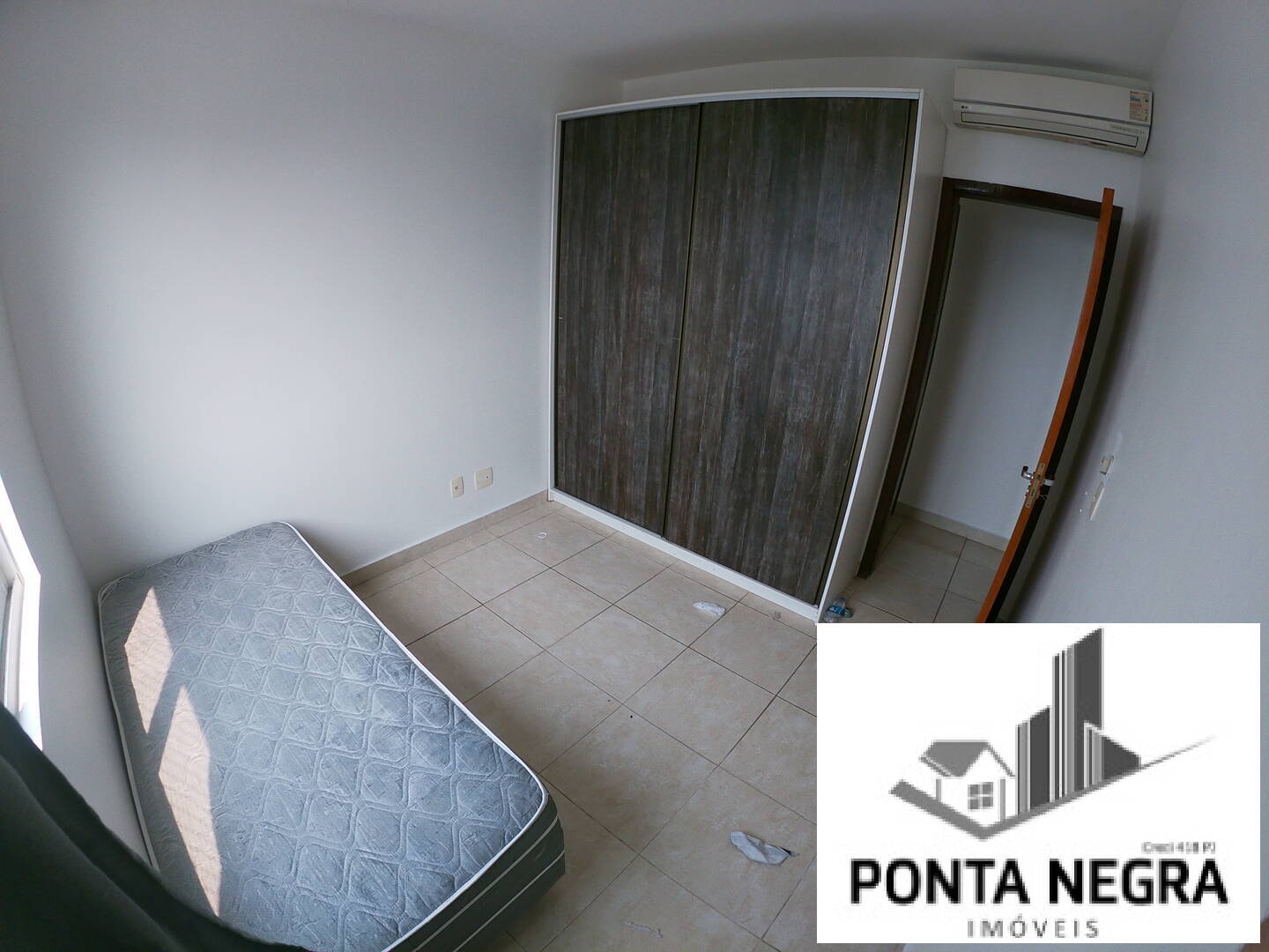 Apartamento para alugar com 3 quartos, 82m² - Foto 9