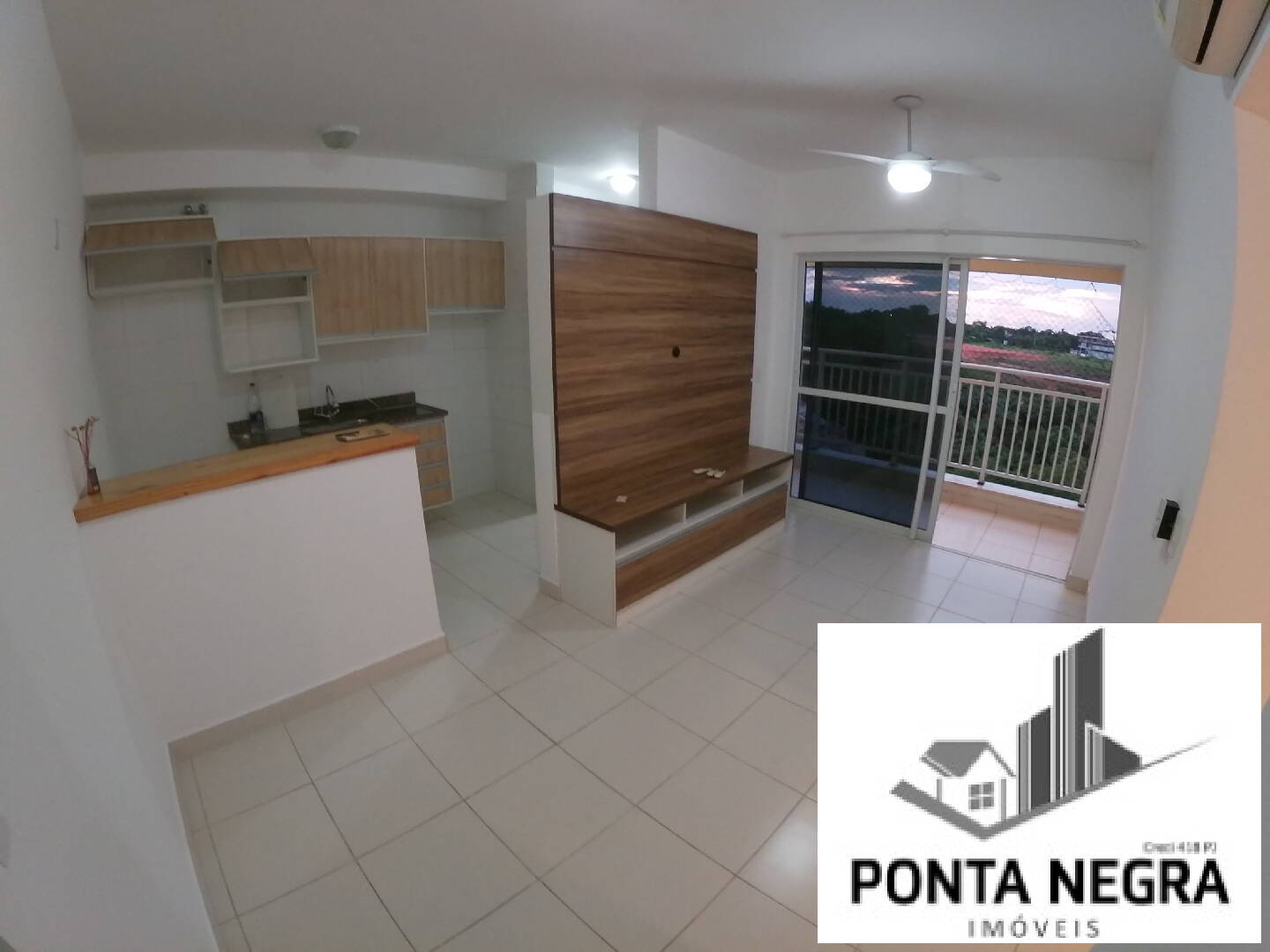 Apartamento à venda com 2 quartos, 67m² - Foto 1
