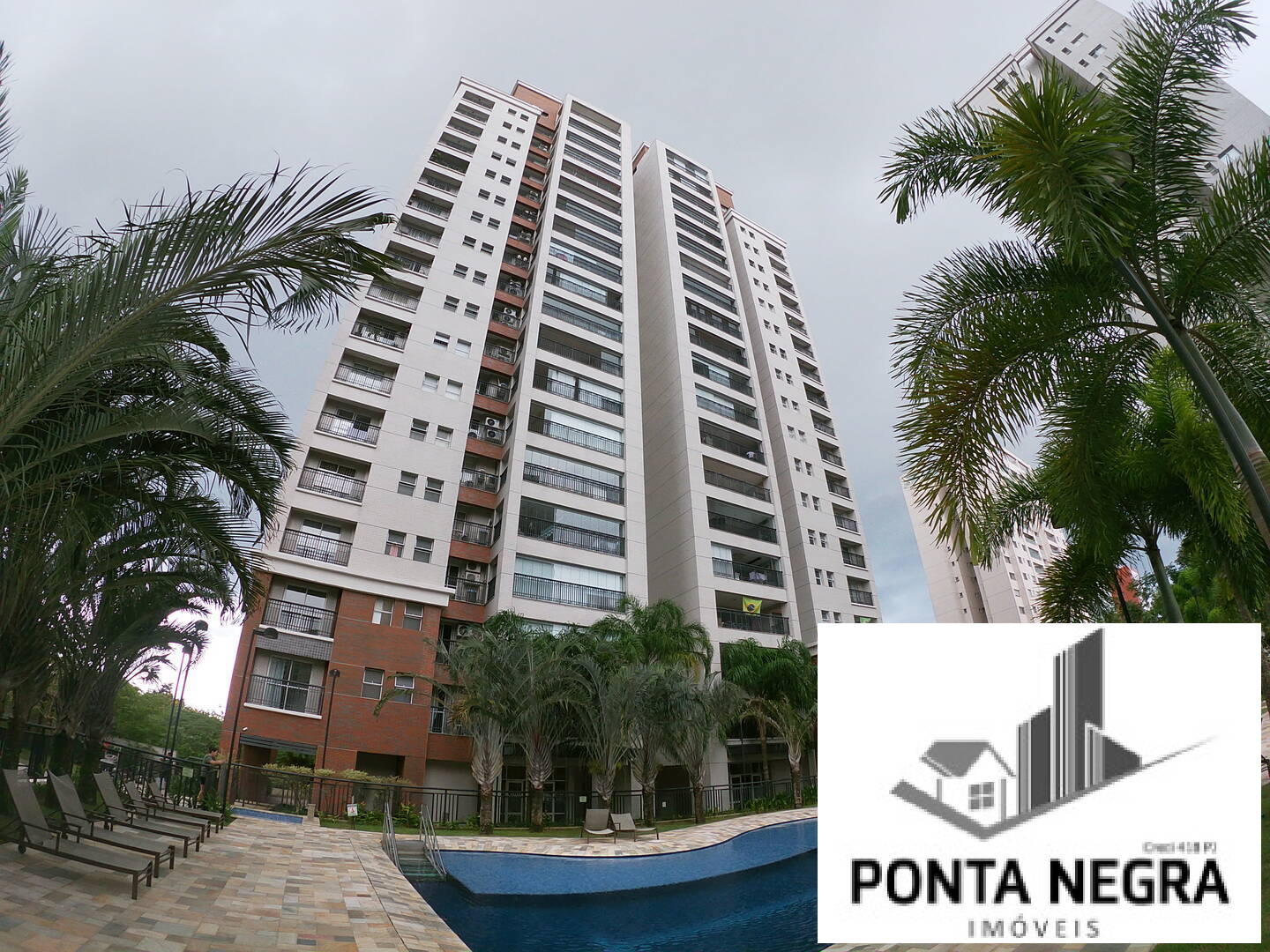 Apartamento à venda com 3 quartos, 134m² - Foto 9