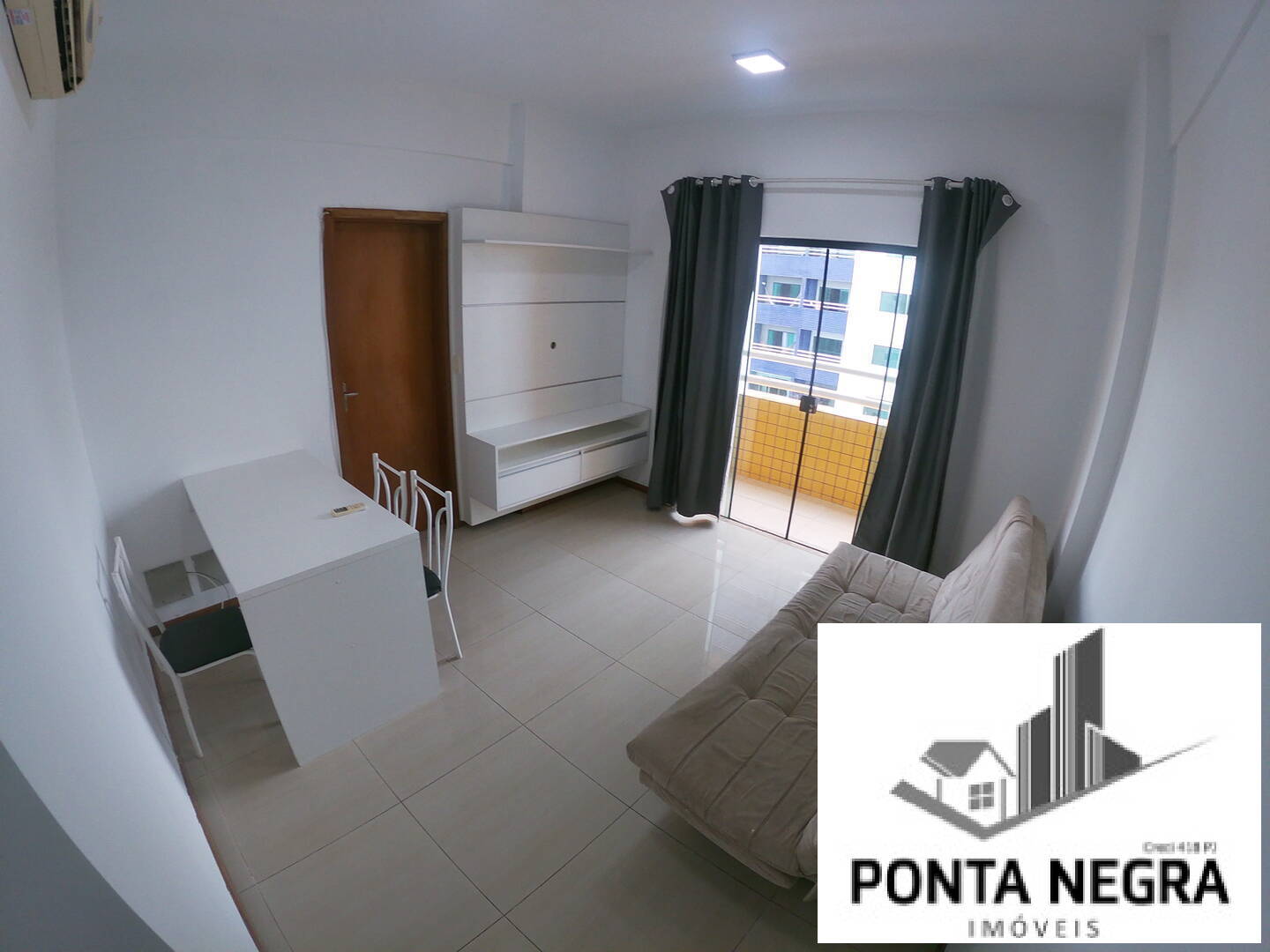 Apartamento à venda com 1 quarto, 52m² - Foto 2