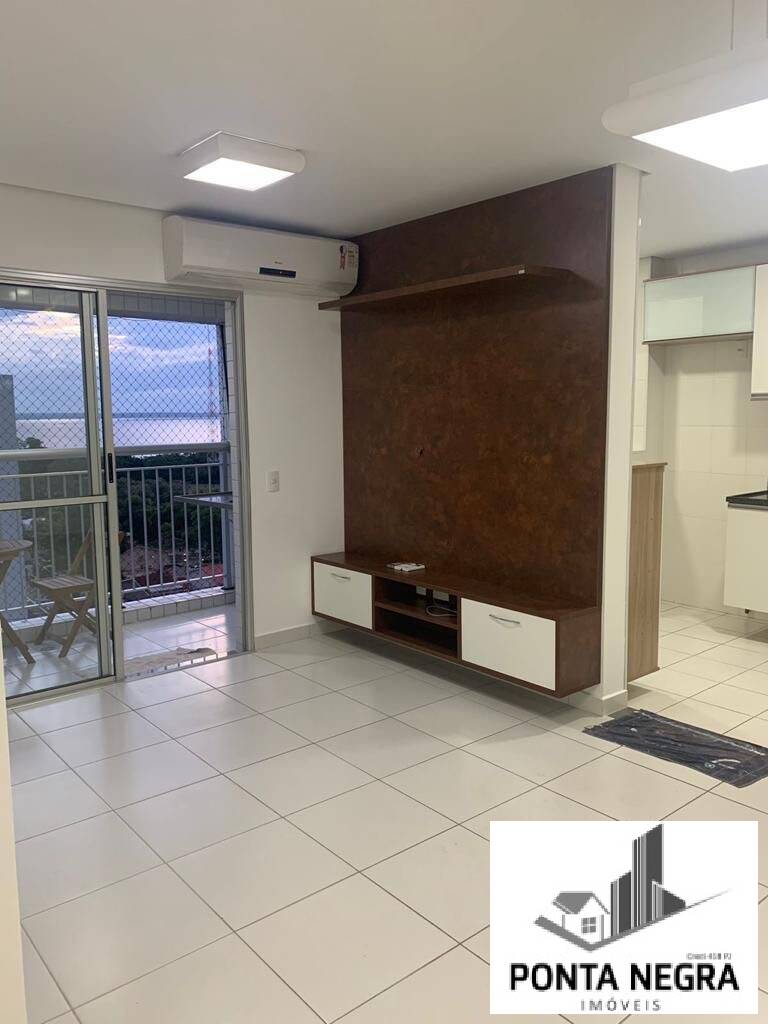 Apartamento à venda com 2 quartos, 66m² - Foto 7