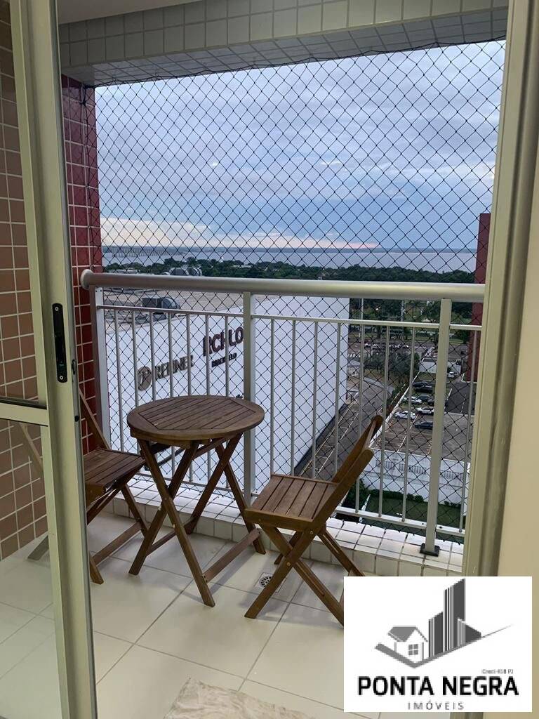 Apartamento à venda com 2 quartos, 66m² - Foto 1