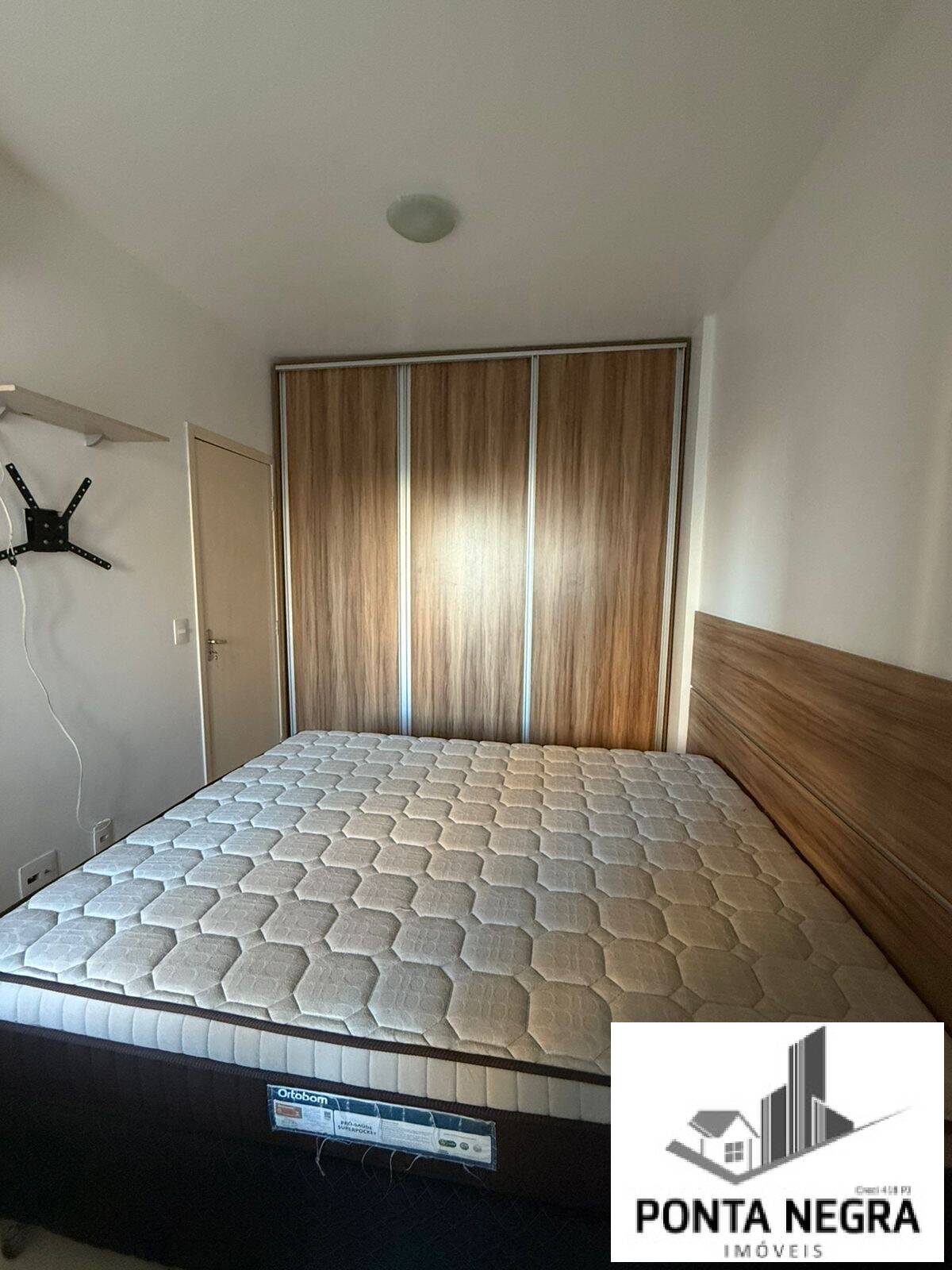 Apartamento à venda com 2 quartos, 67m² - Foto 7