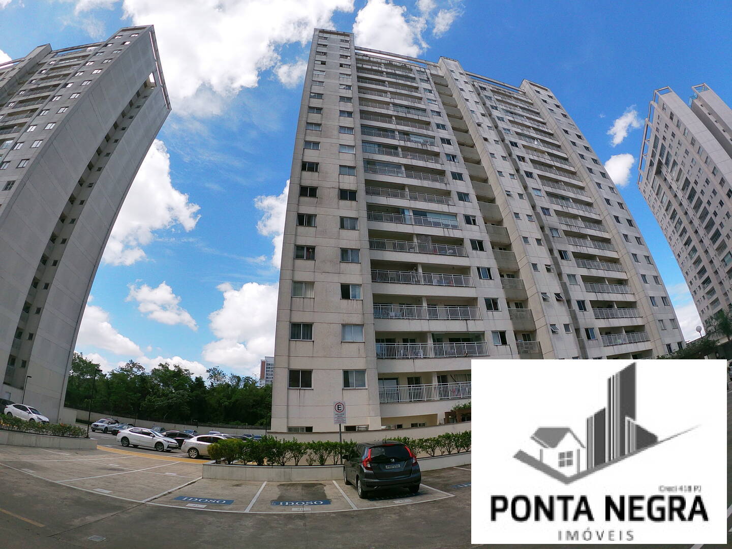 Apartamento à venda com 2 quartos, 67m² - Foto 3