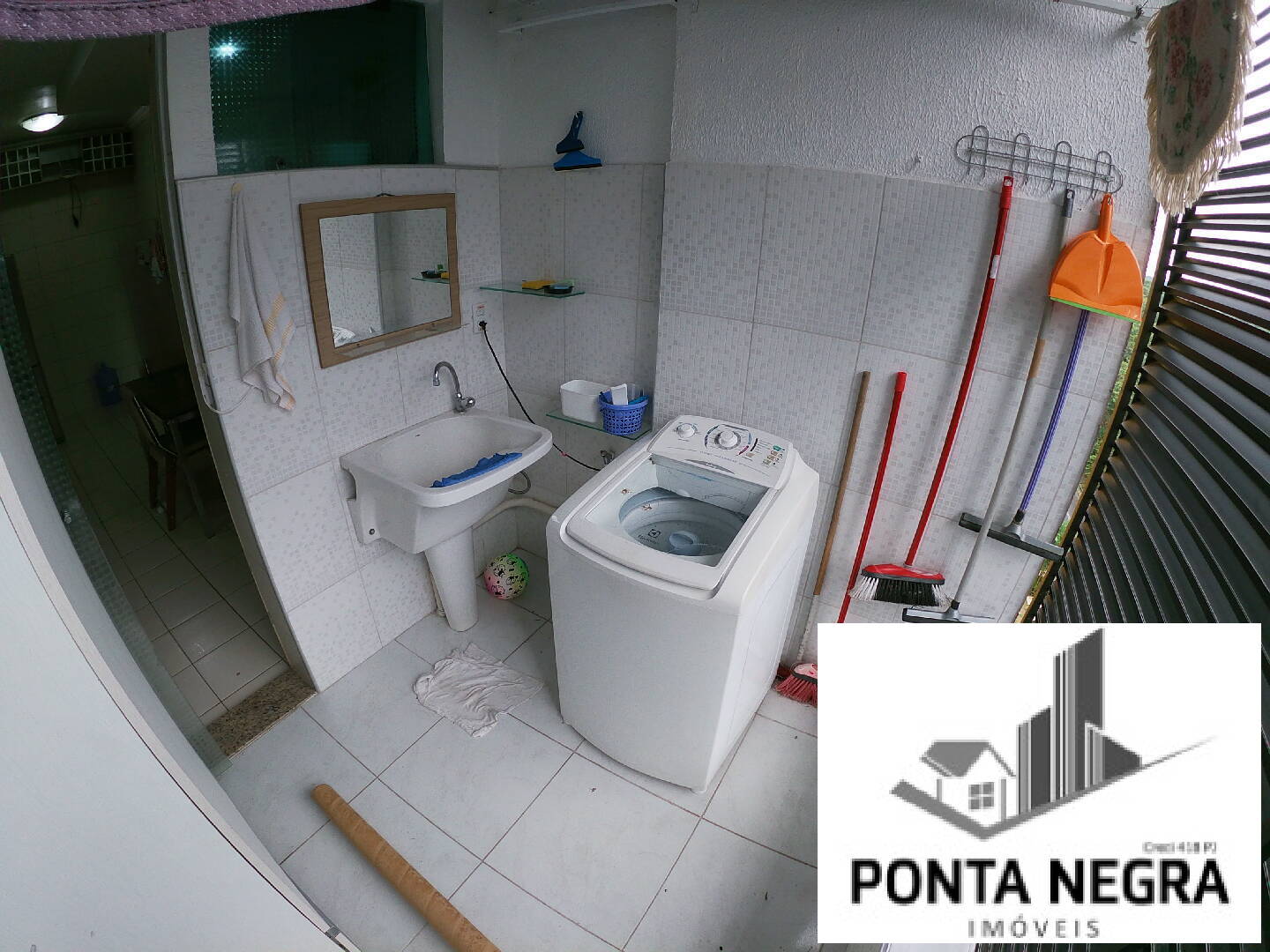 Apartamento à venda com 3 quartos, 94m² - Foto 13