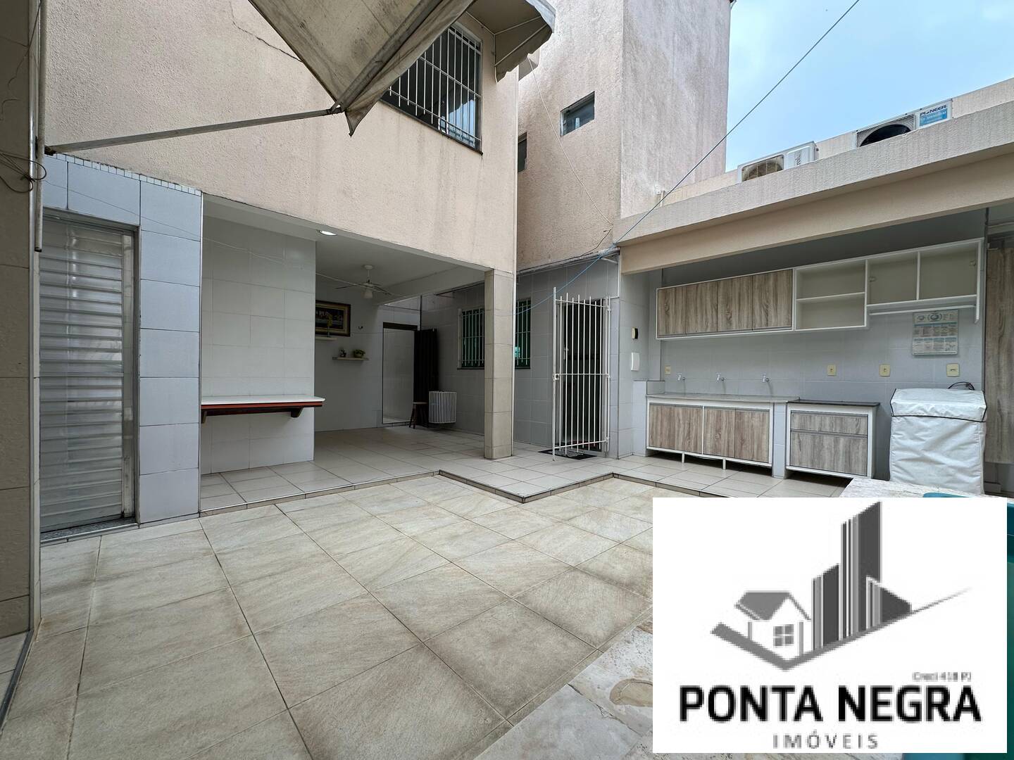 Casa à venda com 3 quartos, 449m² - Foto 13