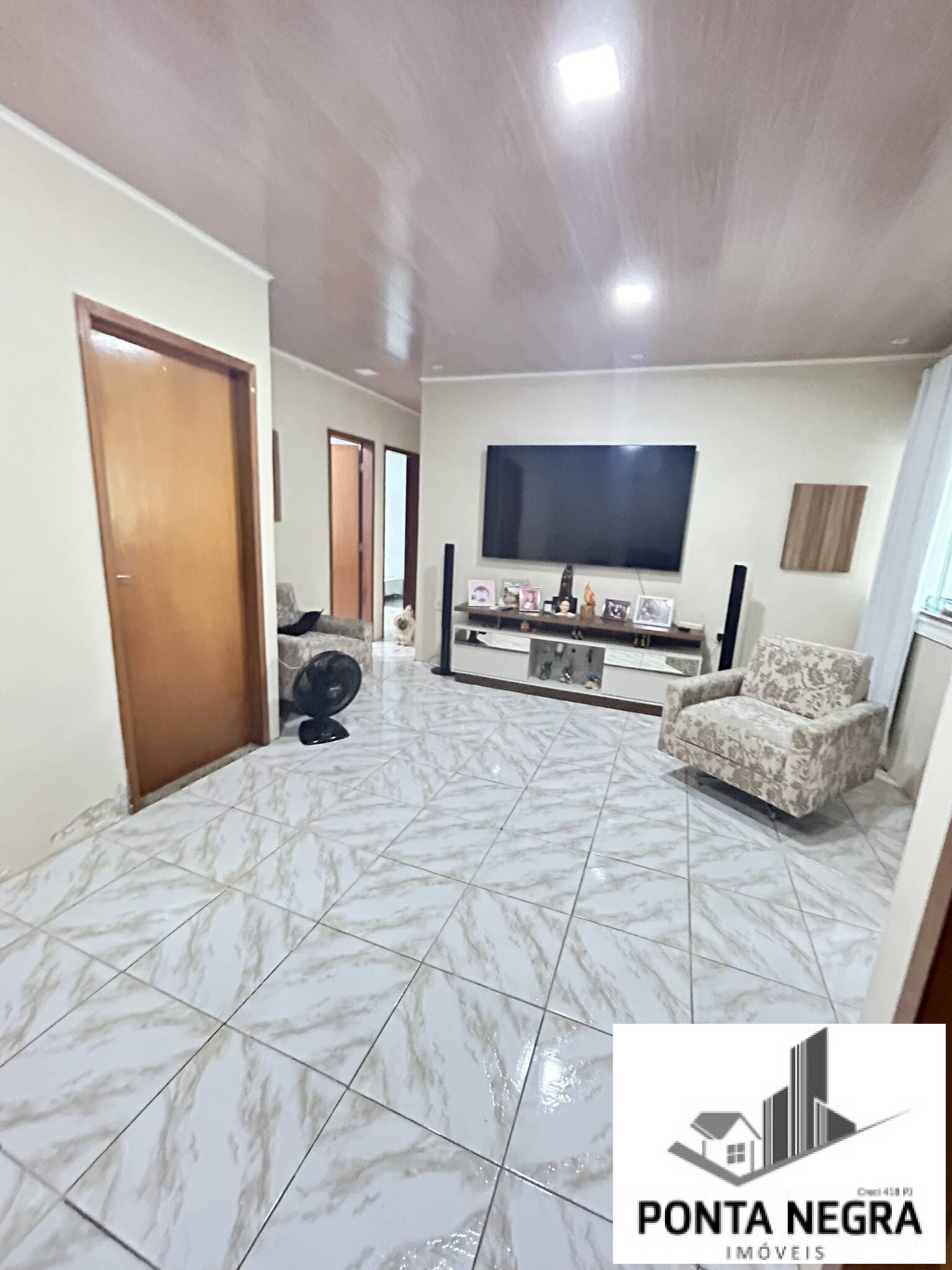 Casa à venda com 4 quartos, 229m² - Foto 9