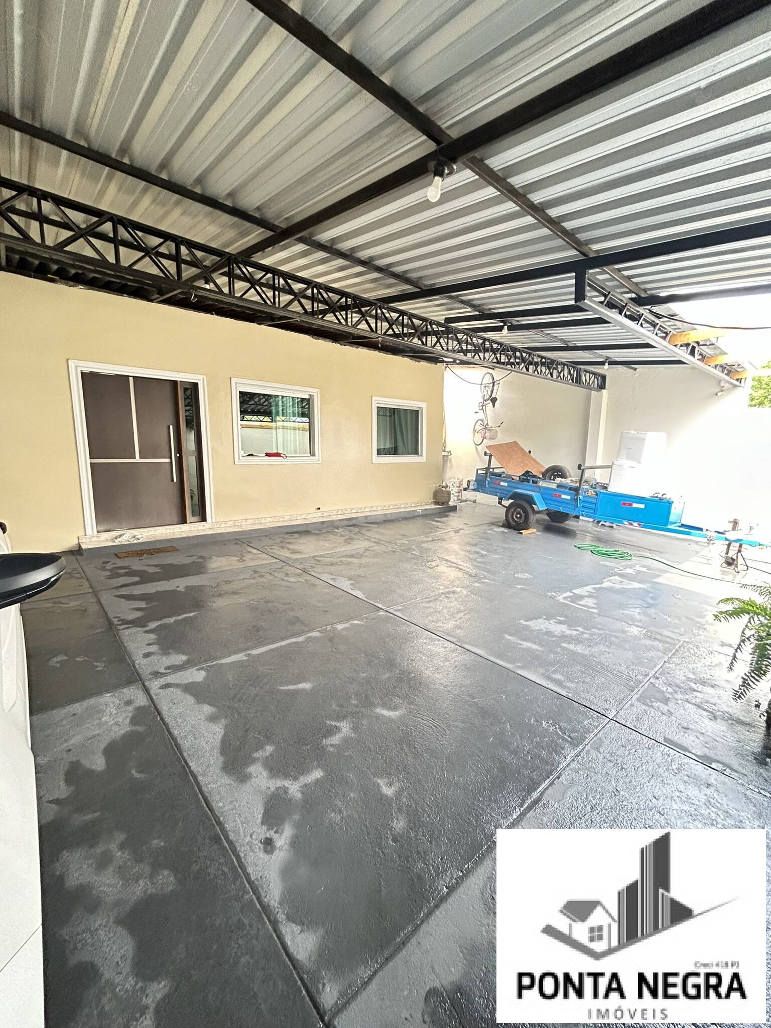 Casa à venda com 4 quartos, 229m² - Foto 3