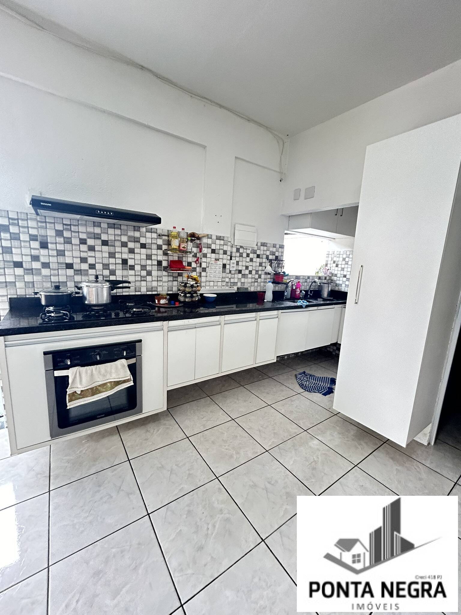 Casa à venda com 4 quartos, 229m² - Foto 24