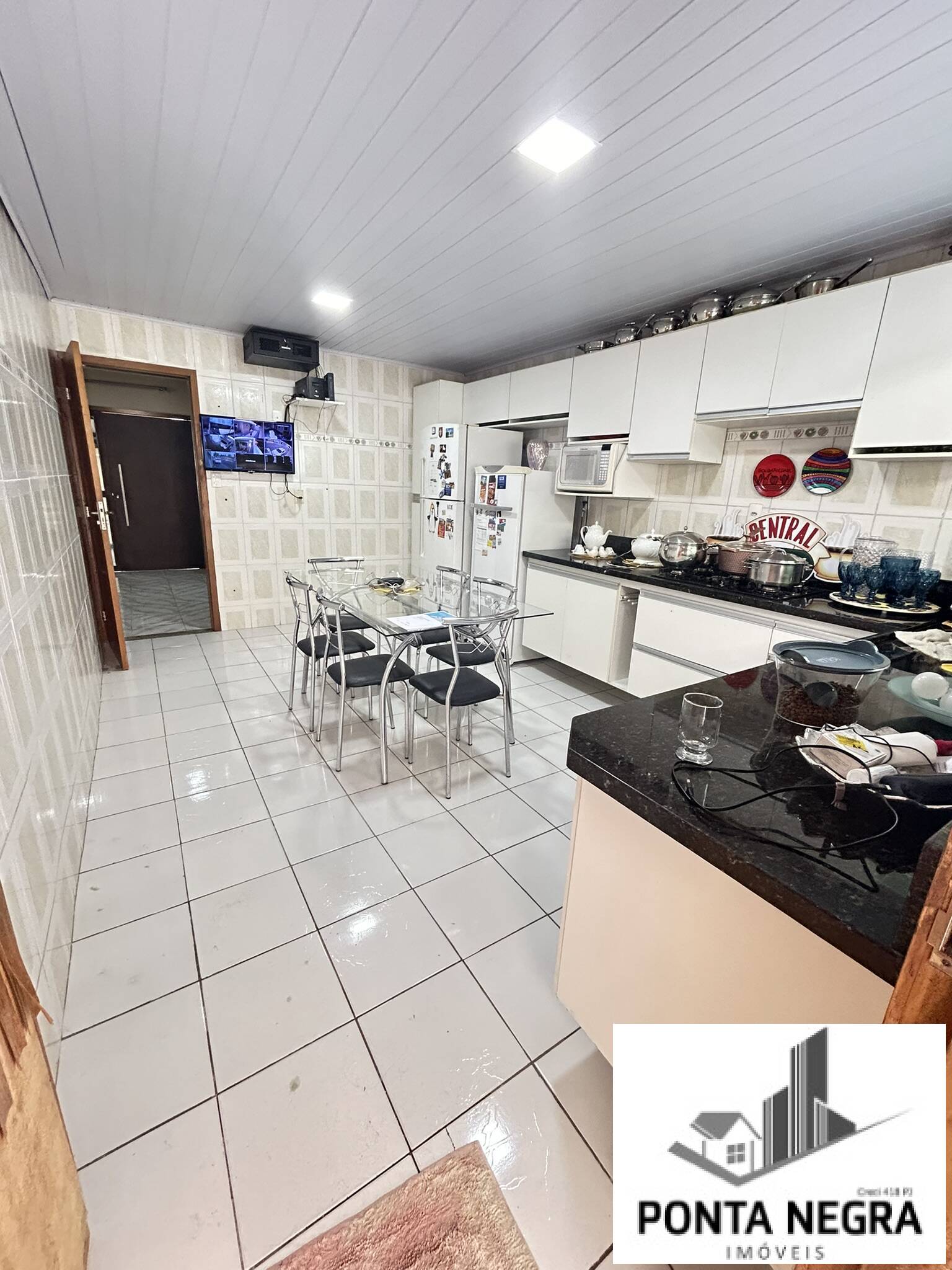 Casa à venda com 4 quartos, 229m² - Foto 14